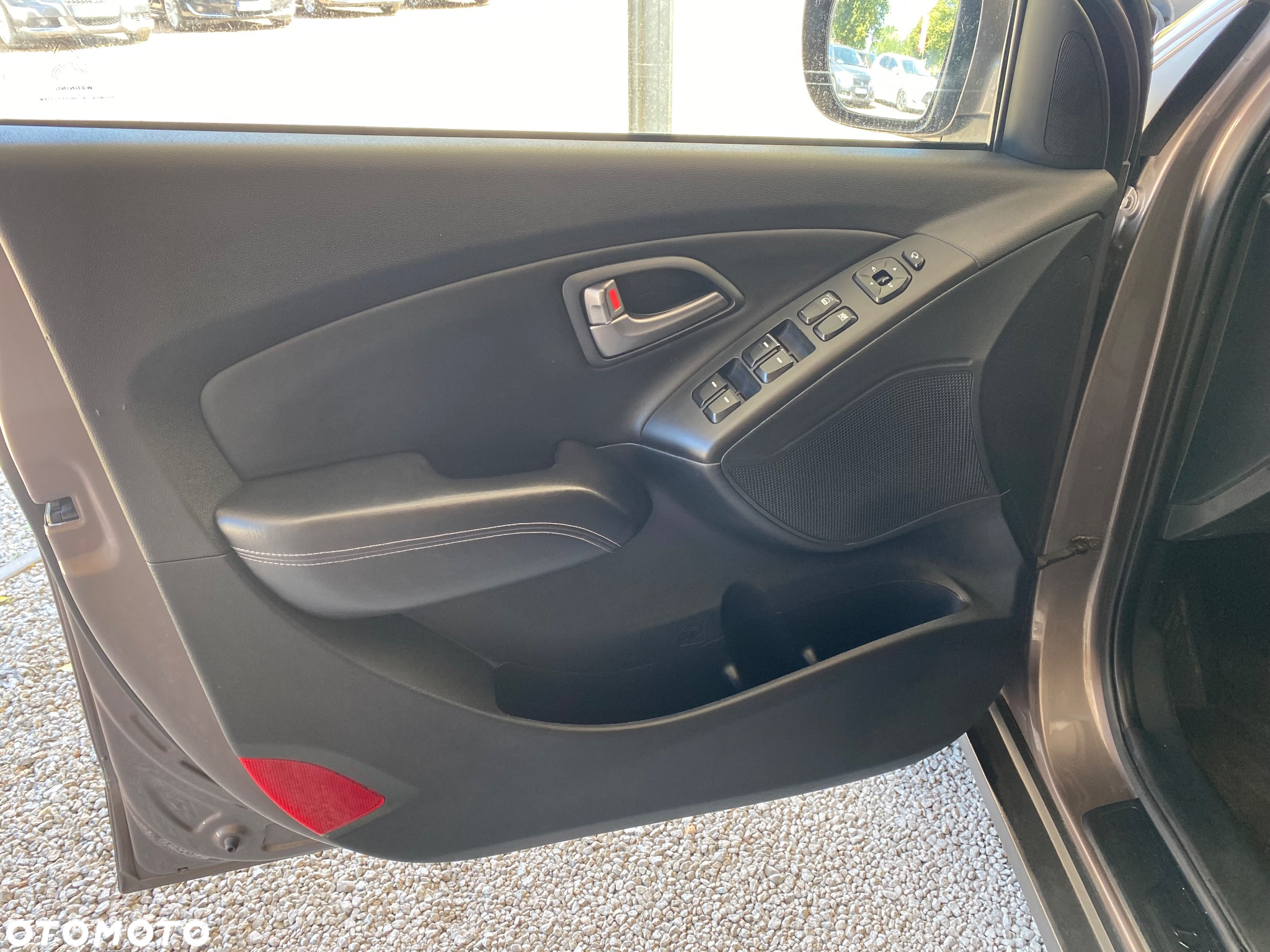 Hyundai ix35 2.0 CRDi 4WD Automatik Fifa World Cup Gold Edition - 28