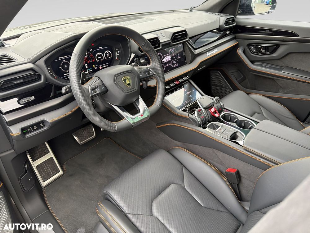 Lamborghini URUS - 2