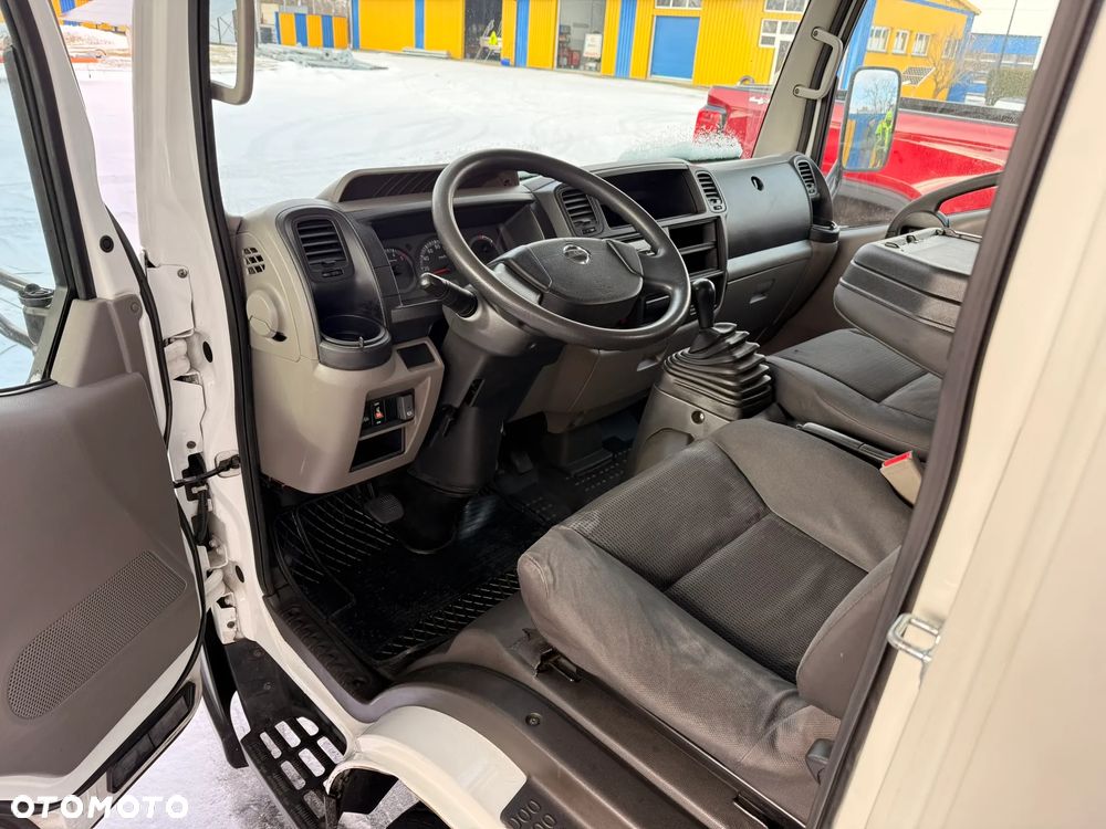 Palfinger P260B (26m w bok 14m)Nissan CABSTAR - 11