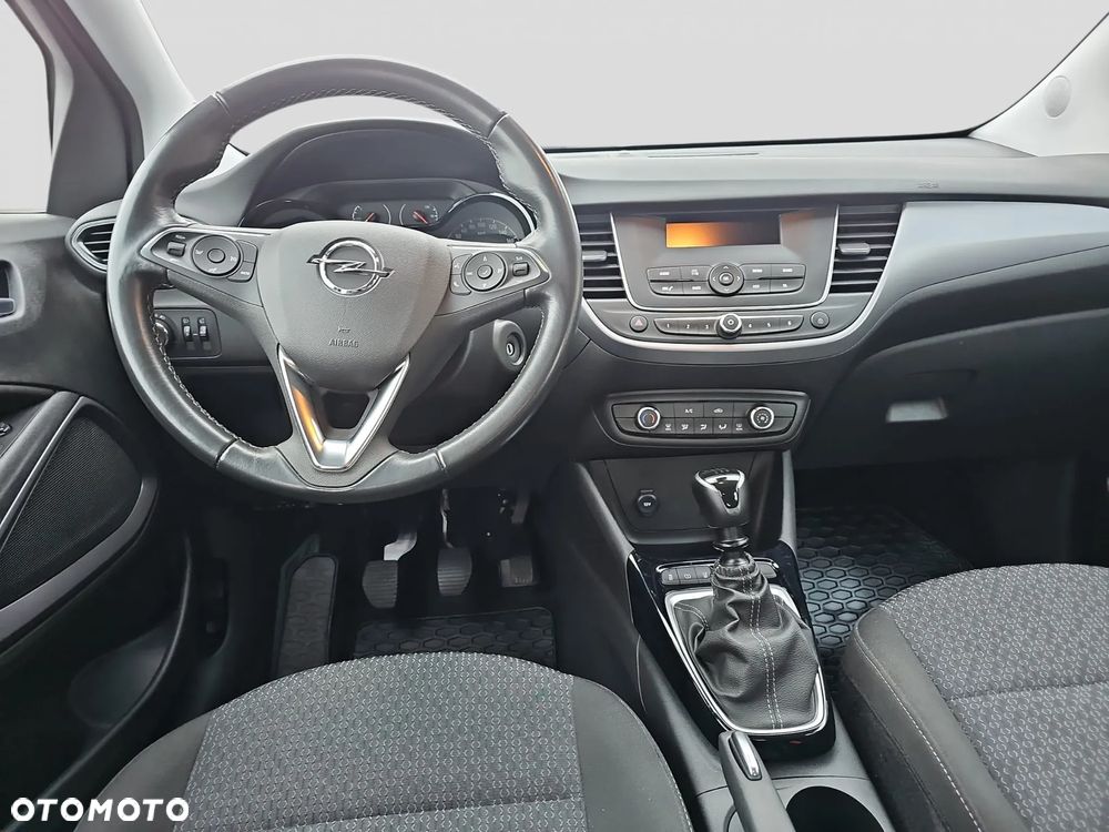 Opel Crossland X - 11