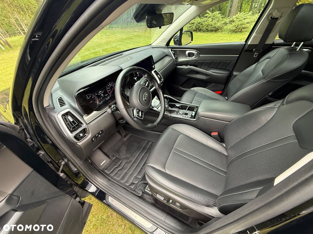 Kia Sorento - 8