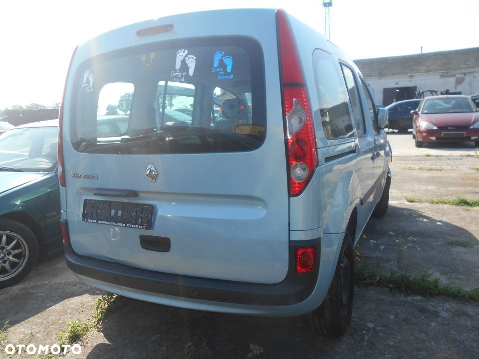 Zderzak tył tylny pod PDC czujniki parkowania Renault Kangoo II 1,5 DCI 2009r TERNP - 1