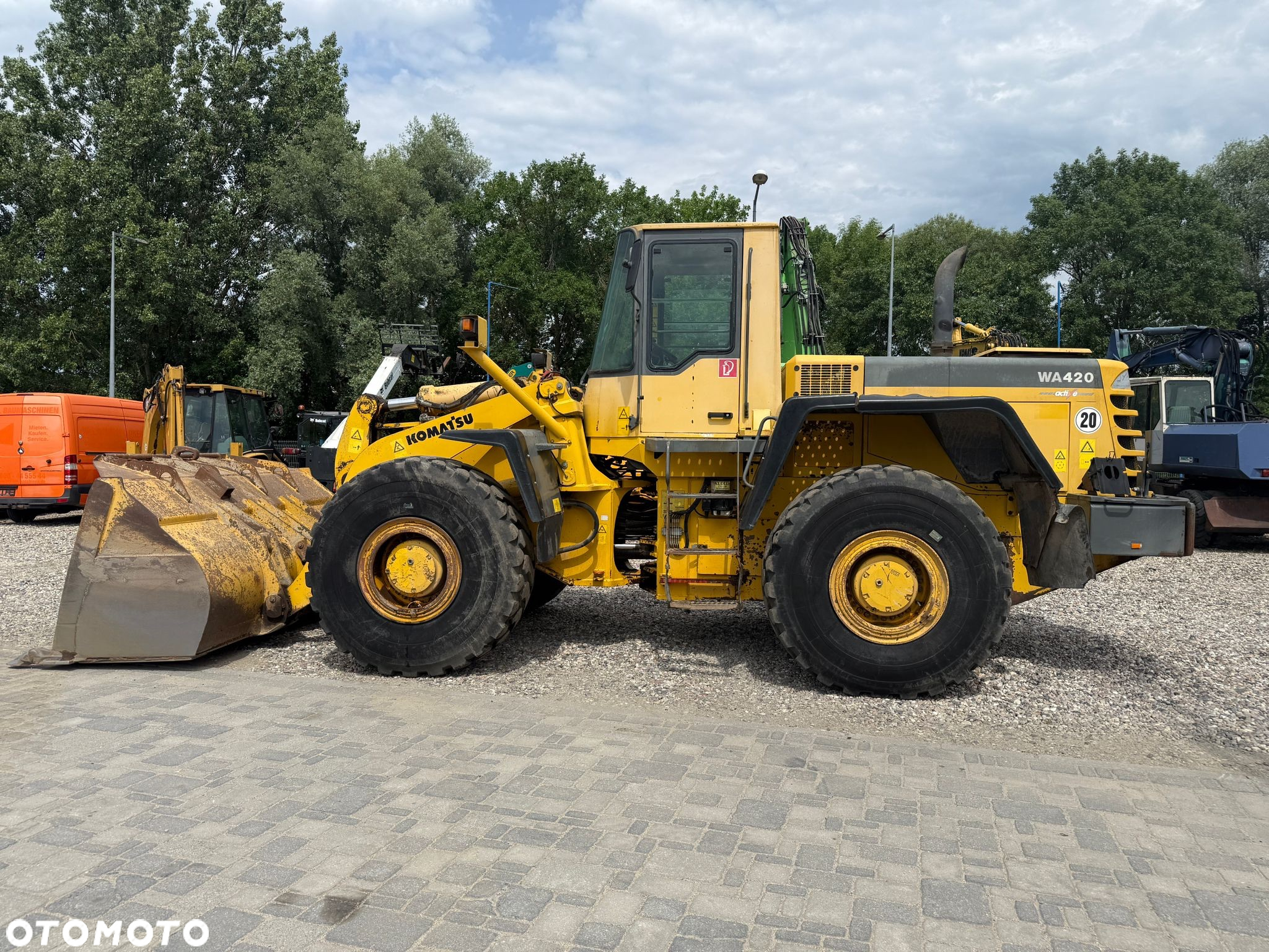 Komatsu WA 420-3H - 2