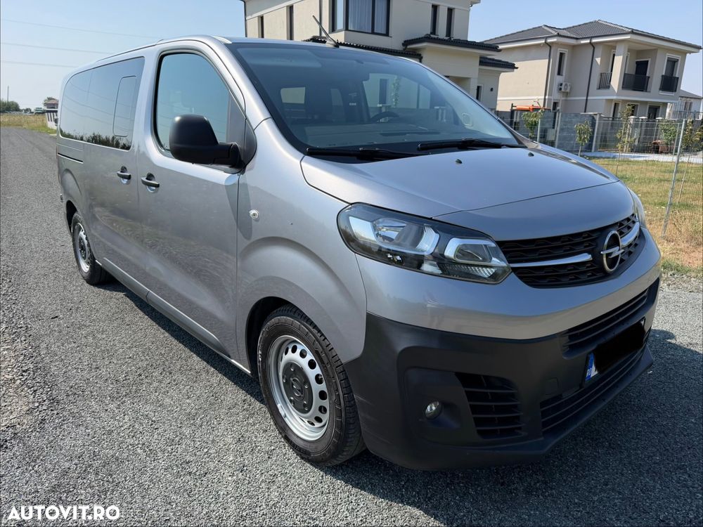 Opel Vivaro - 1