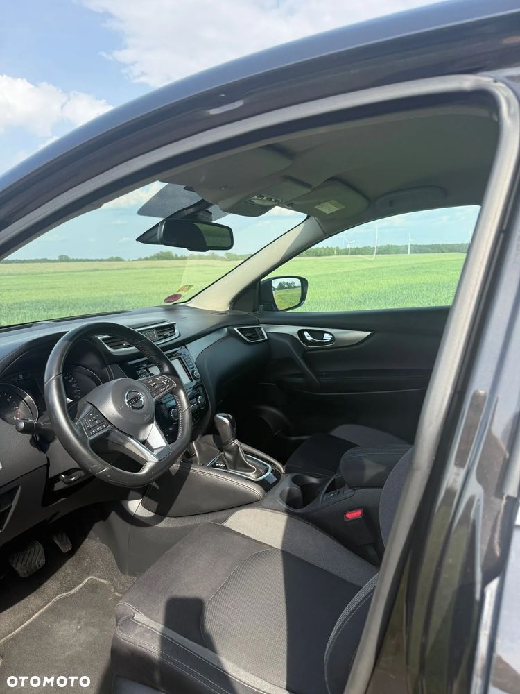 Nissan Qashqai 1.2 DIG-T N-Connecta Xtronic - 19