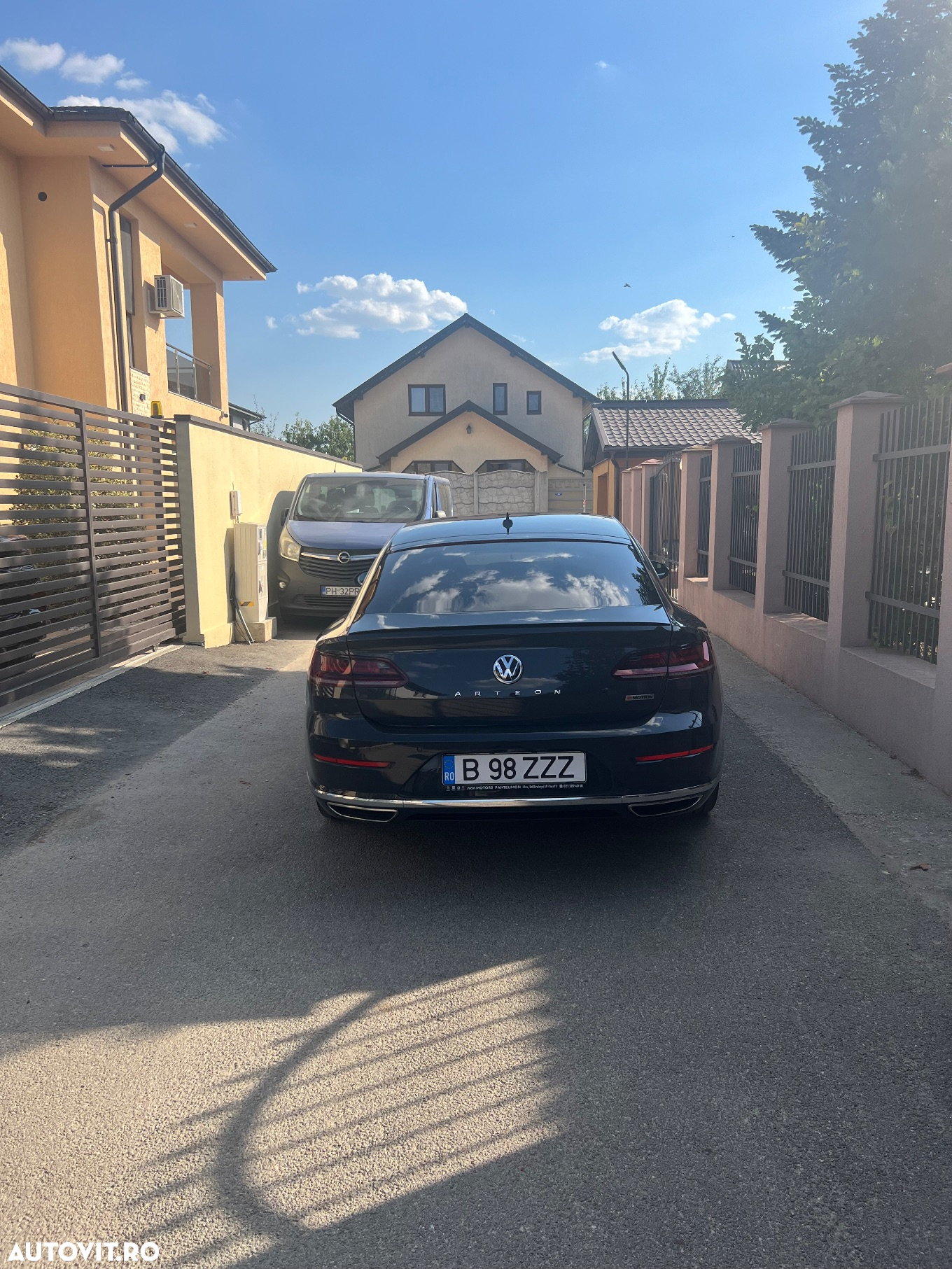 Volkswagen ARTEON 2.0 TDI DSG 4Motion R-Line - 4