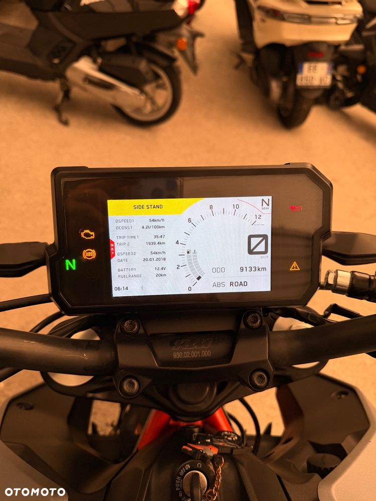 KTM Duke 390 - 4