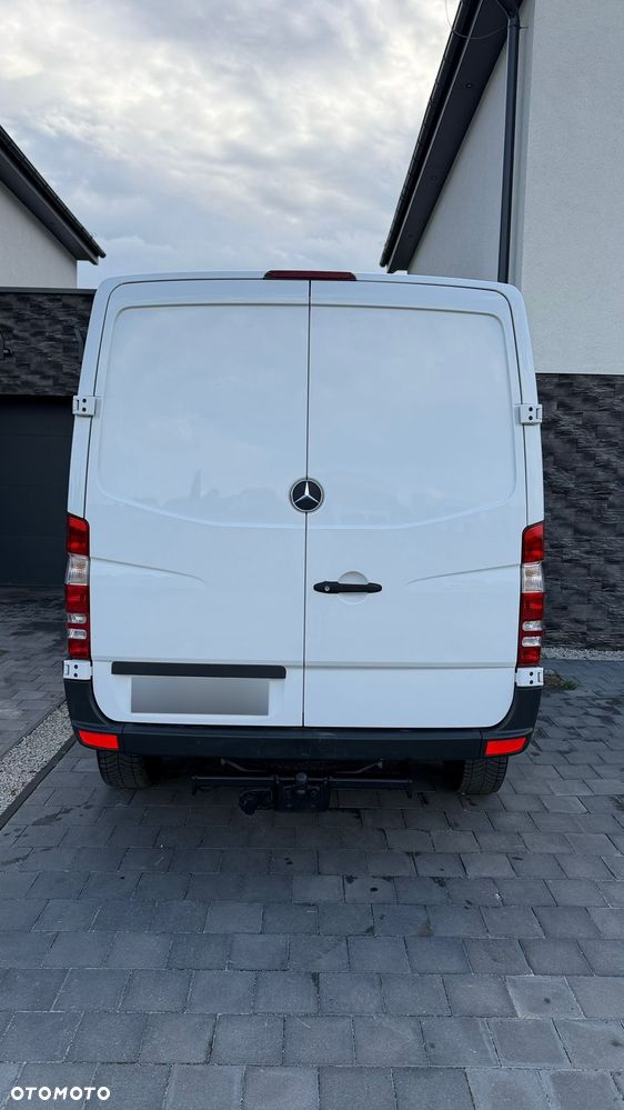 Mercedes-Benz Sprinter - 8