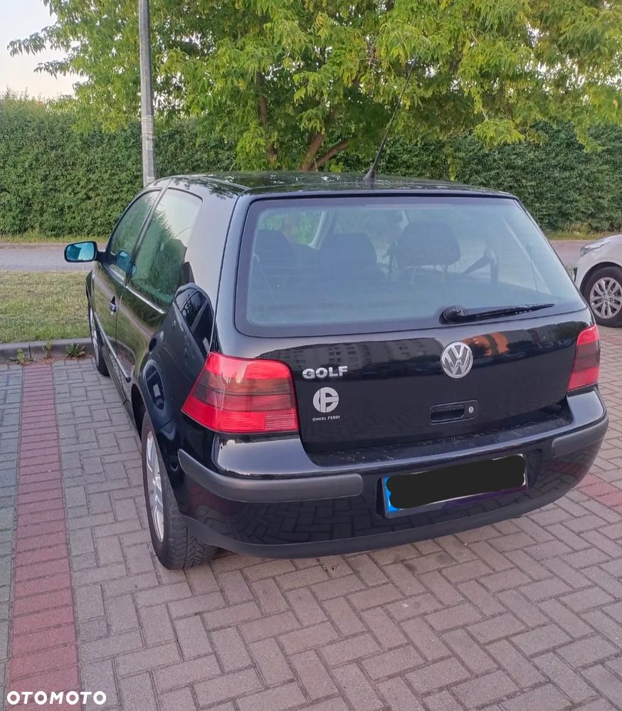 Volkswagen Golf 1.4 Basis - 1