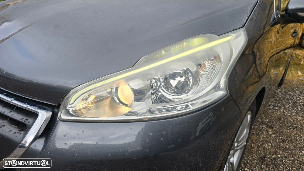 Peugeot 208 1.6 BlueHDi Allure - 50