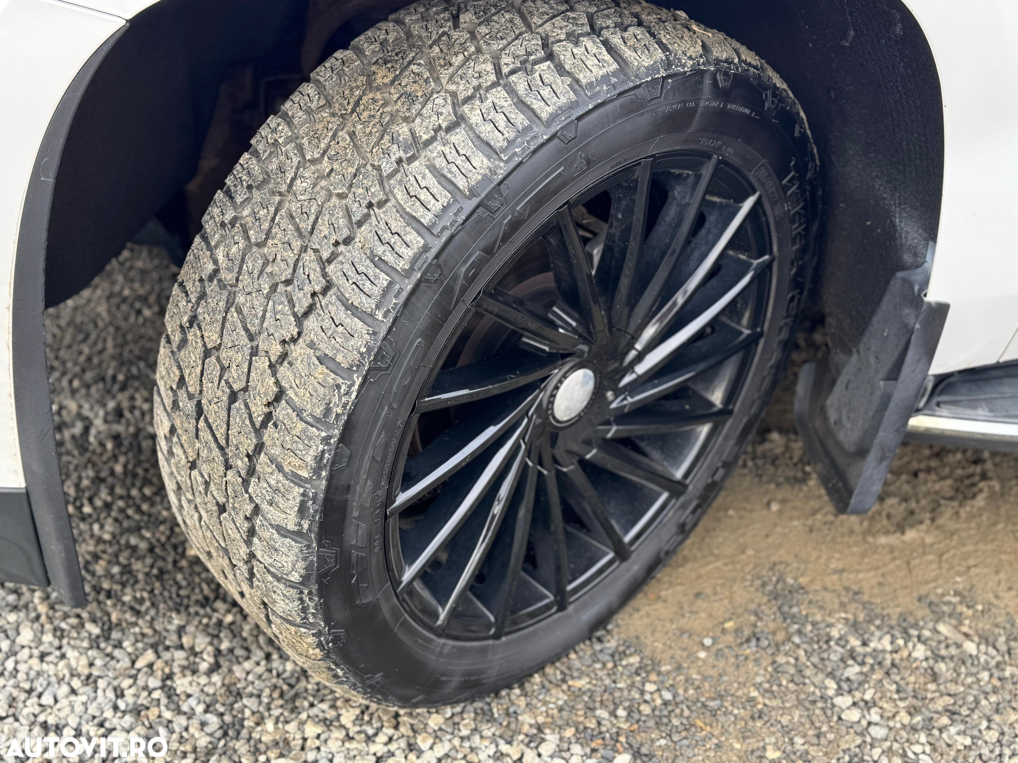 Cadillac Escalade 6.2 V8 AWD AT Platinum - 18