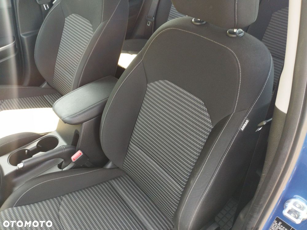 Kia Ceed 1.5 T-GDI M - 11