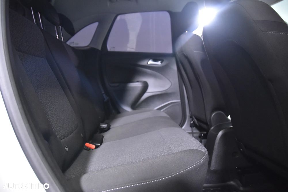 Opel Crossland - 13