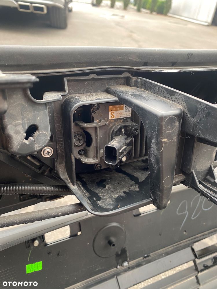 Toyota Corolla E21 E210 SEDAN  Hybrid HYBRYDA 2020r Kompletny przód MASKA BŁOTNIK LAMPA przednia REFLEKTOR LAMPY ZDERZAK pas przedni chłodnice KOMPLETNY CAŁY PRZÓD pokrywa silnika E 210 E 21 - 24