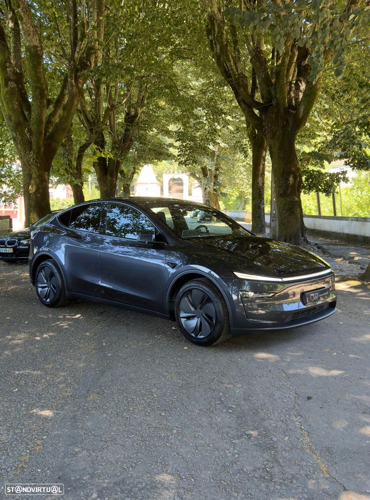 Tesla Model Y Long Range Tração Integral - 3