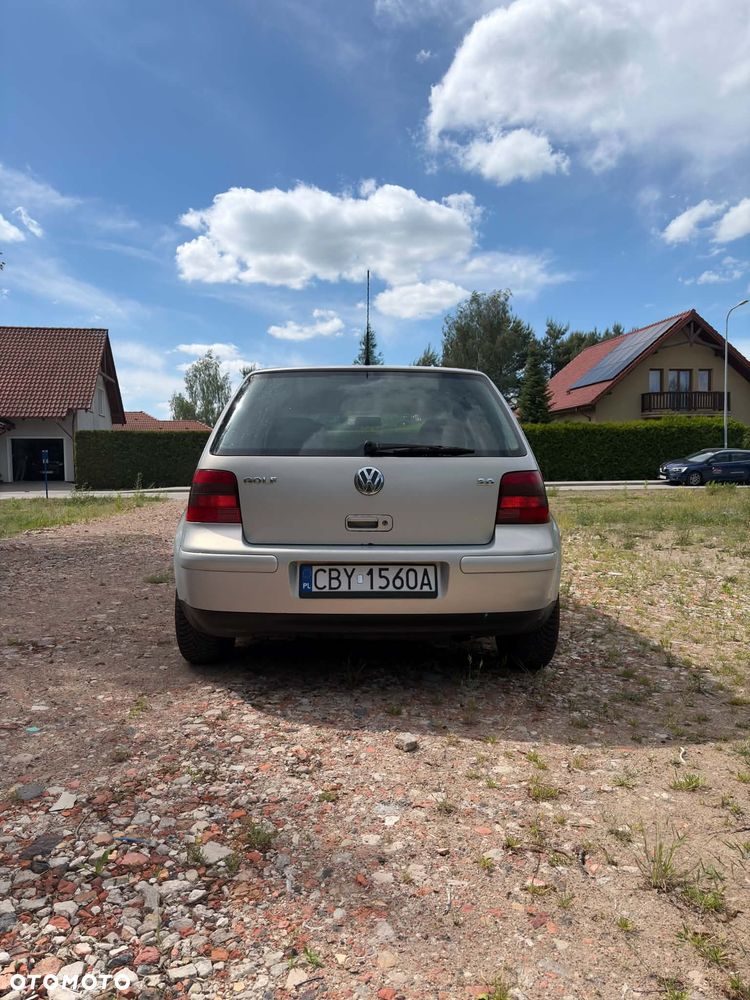 Volkswagen Golf 2.0 Highline - 4