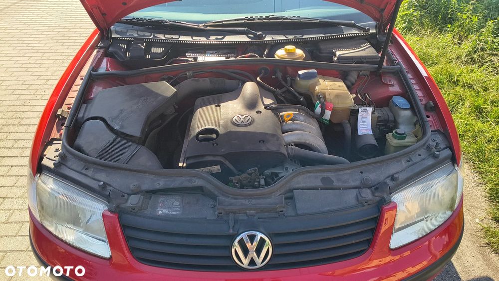 Volkswagen Passat - 8