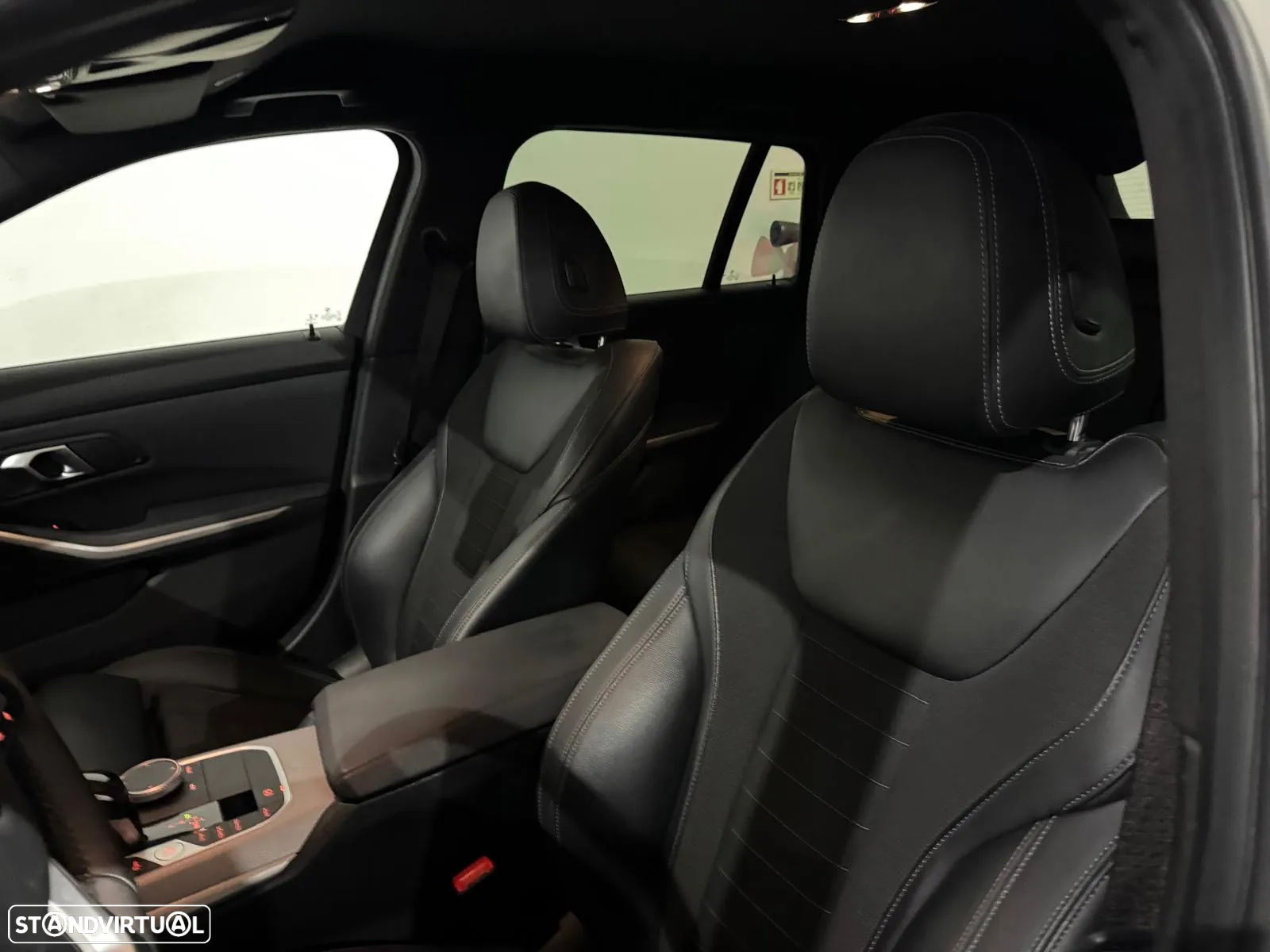 BMW 320 d Pack M Auto - 27