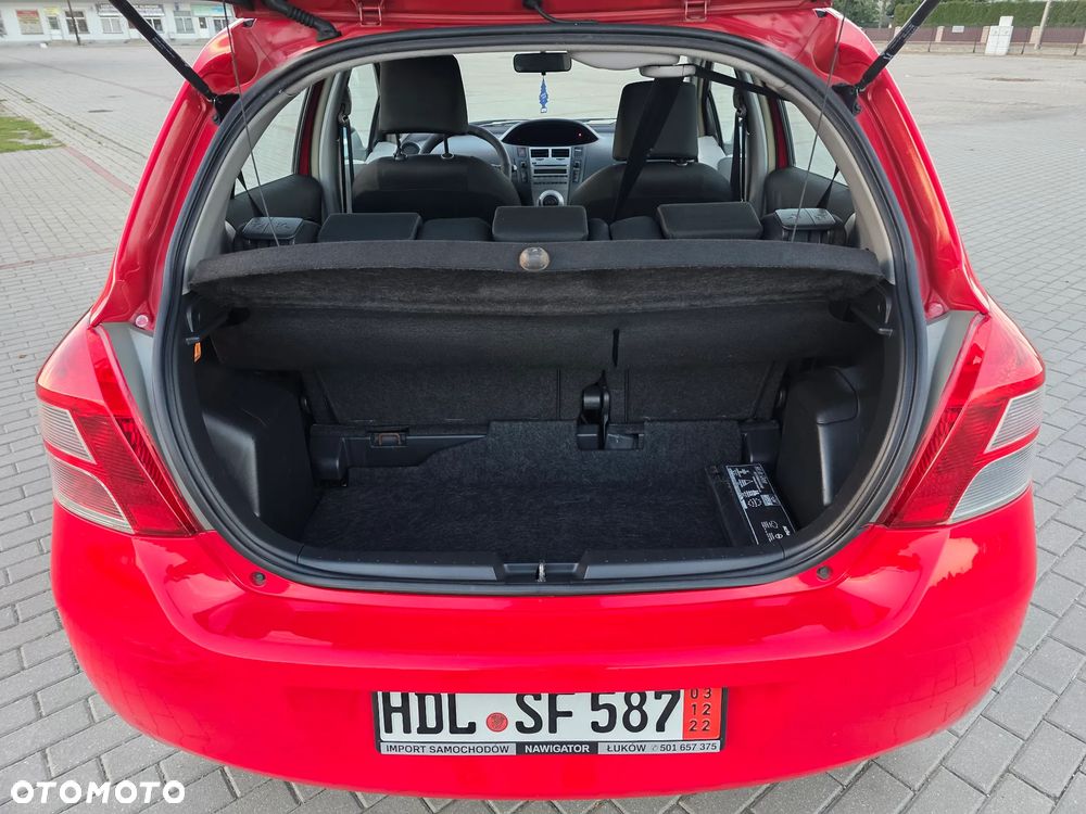 Toyota Yaris - 18
