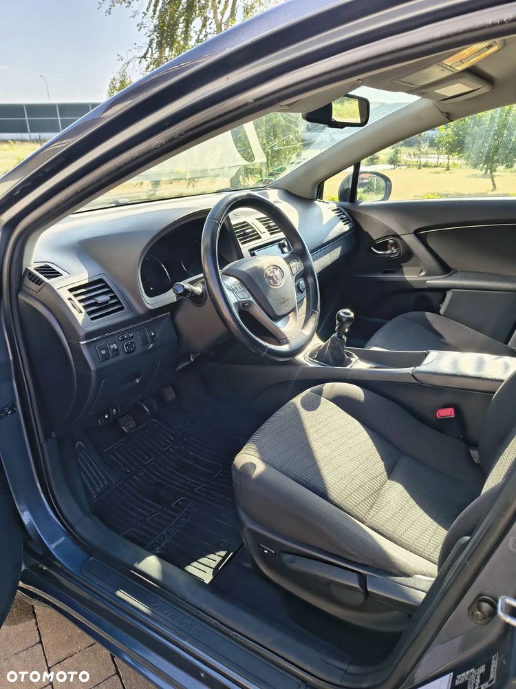 Toyota Avensis 2.0 D-4D Sol plus+NAVI - 7