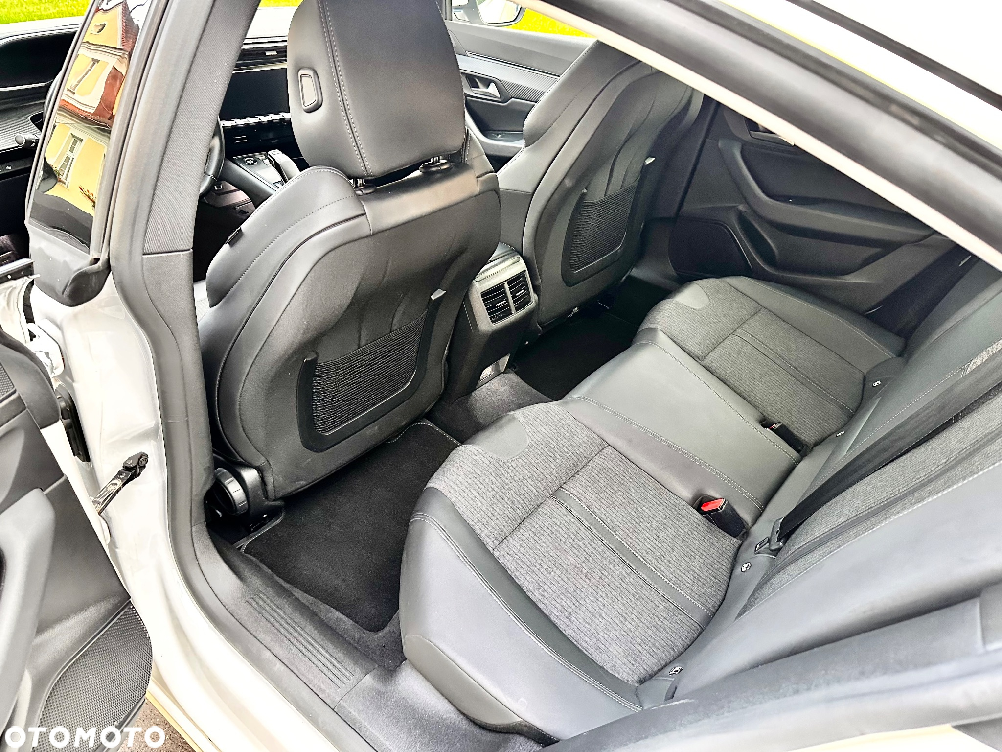 Peugeot 508 1.6 PureTech Allure Pack S&S EAT8 - 11
