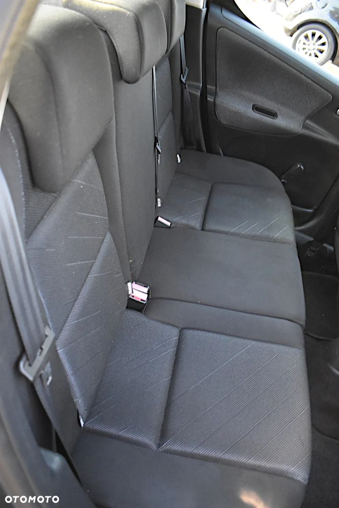 Peugeot 207 1.4 16V Presence - 27