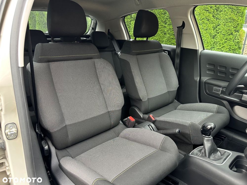 Citroën C3 1.2 PureTech Shine - 33