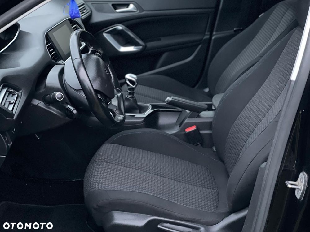 Peugeot 308 BlueHDi 130 Stop & Start Style - 29