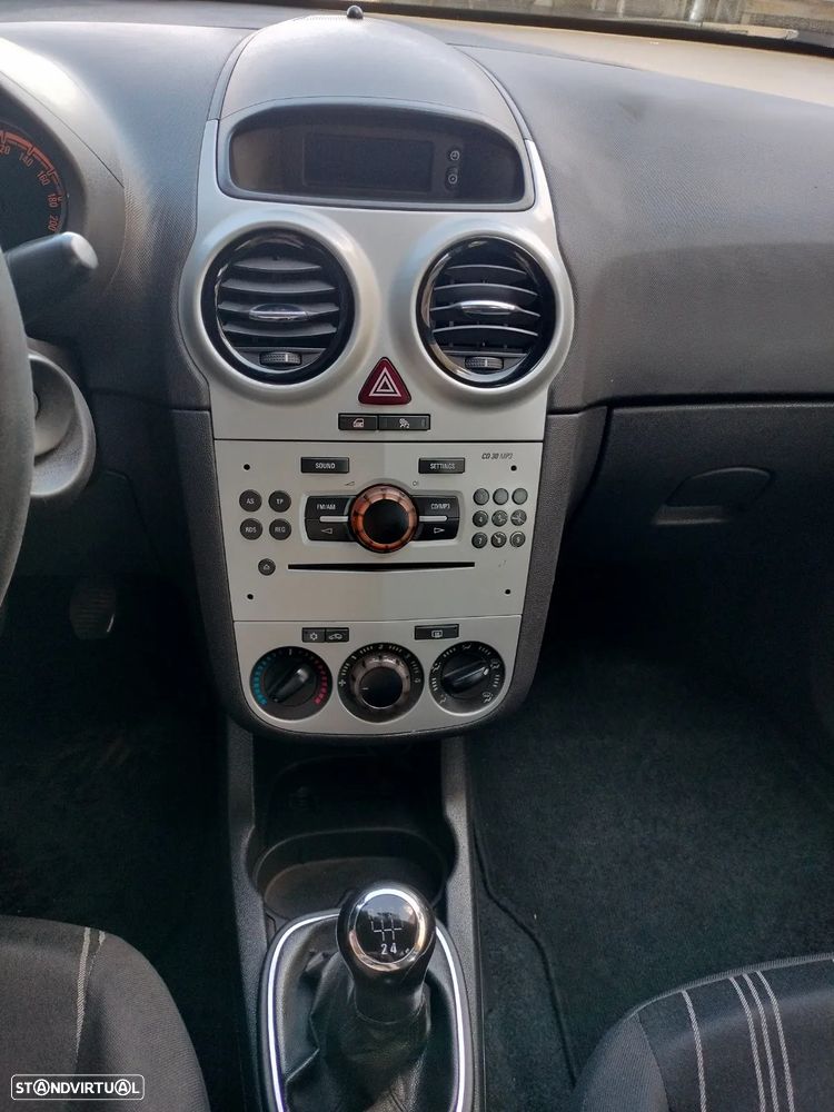 Opel Corsa 1.3 CDTI Enjoy EcoFLEX - 5