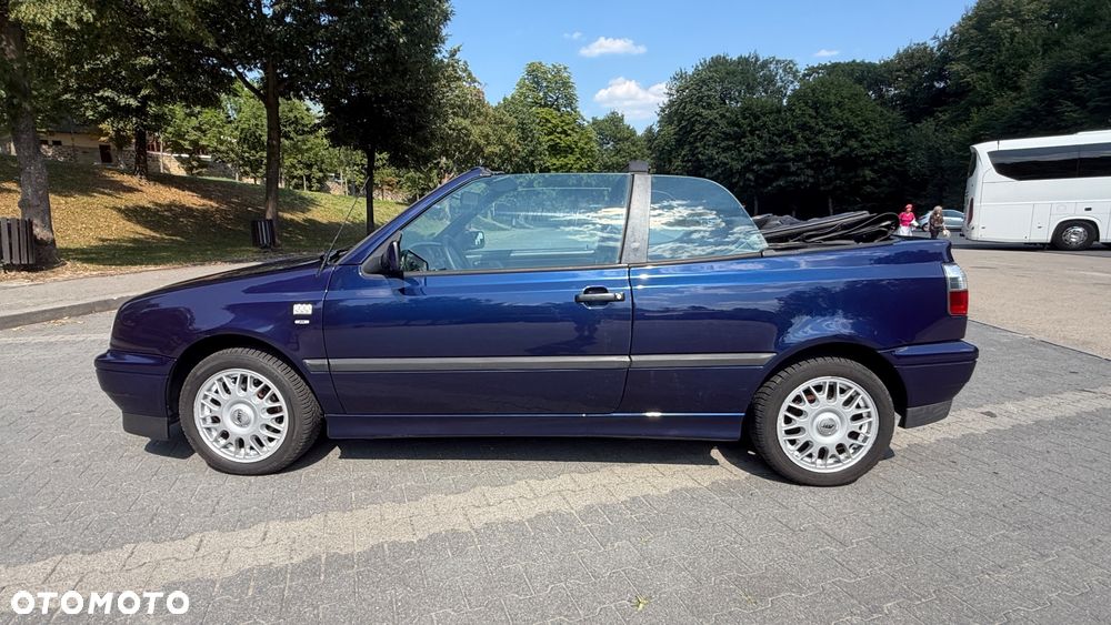Volkswagen Golf Cabrio 1.8 - 3