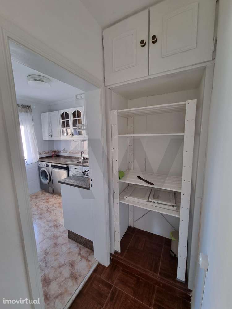 T2 remodelado nos Olivais com excelente localização e luz natural - Grande imagem: 5/10