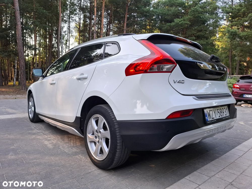 Volvo V40 Cross Country D3 Drive-E Dynamic Edition - 22