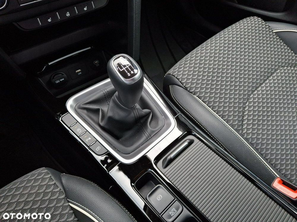 Kia Ceed 1.5 T-GDI Tribute - 19