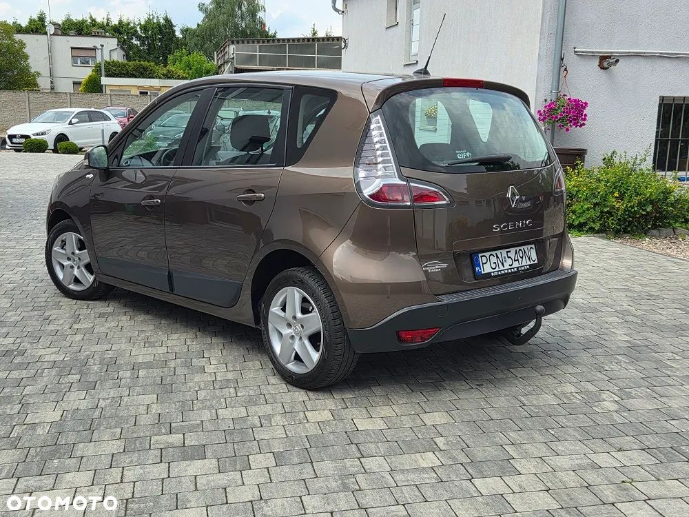 Renault Scenic 1.6 16V TomTom Edition - 4
