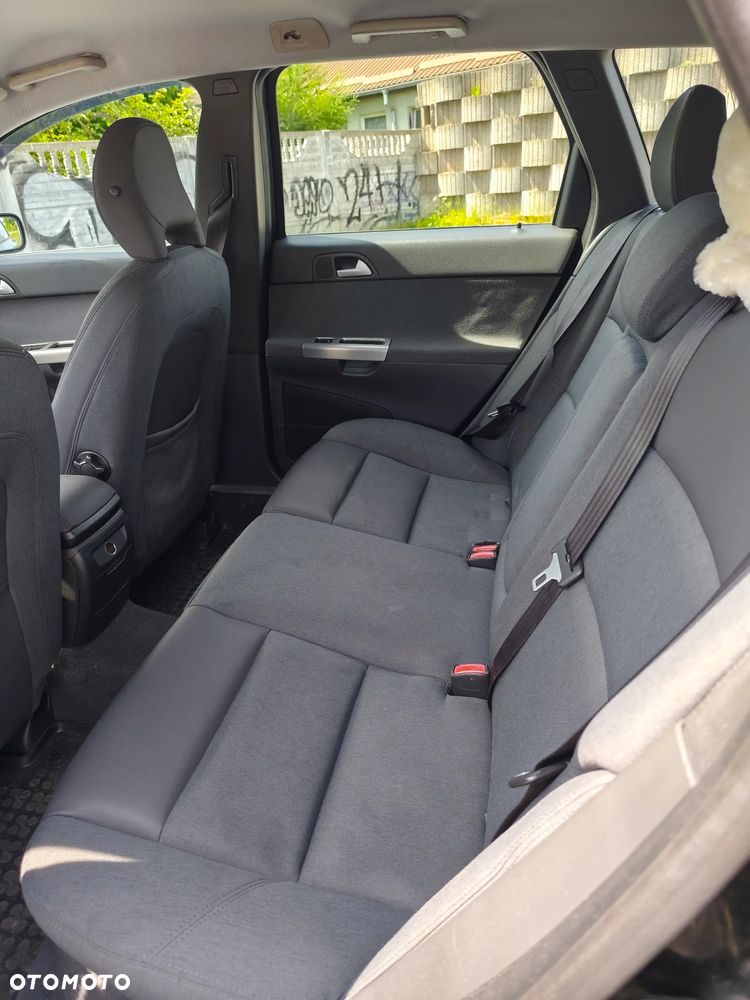Volvo V50 - 10