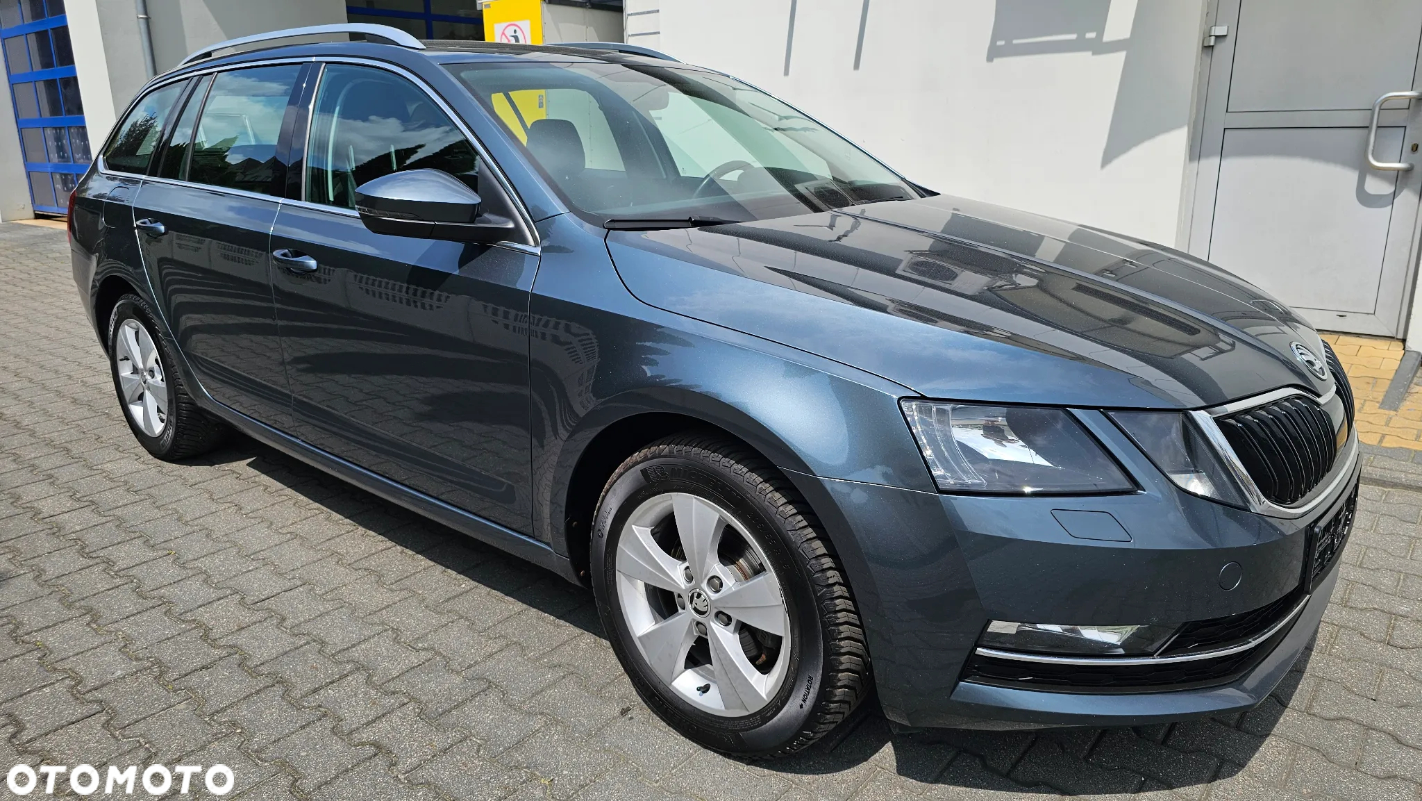 Skoda Octavia 1.6 TDI Ambition DSG - 18