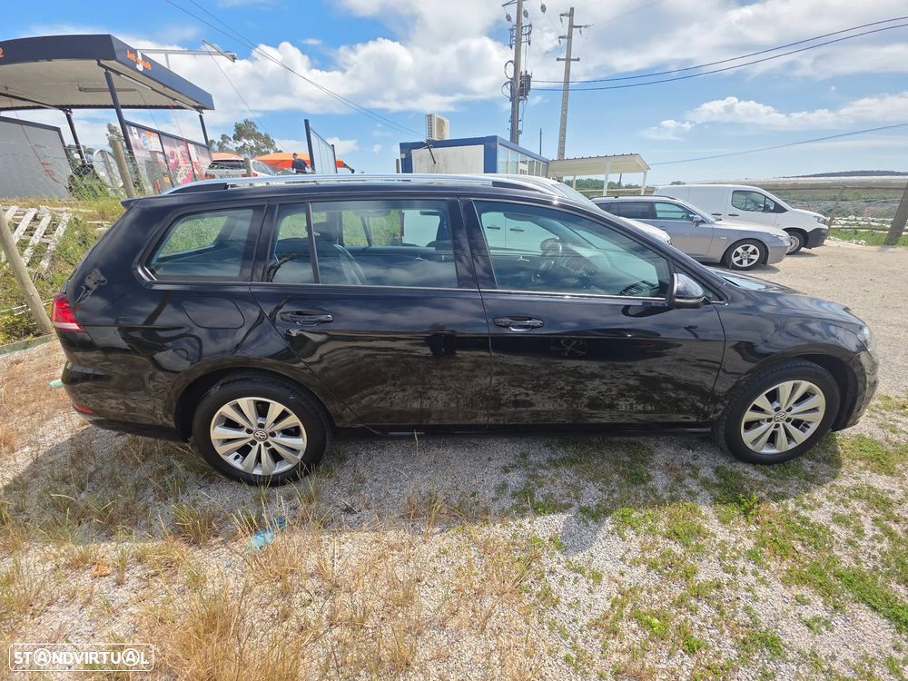 VW Golf Variant 1.6 TDi Confortline - 4