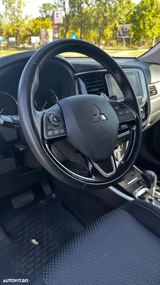 Mitsubishi Outlander 2.2 Litre DI-D AWD Instyle Aut. - 20