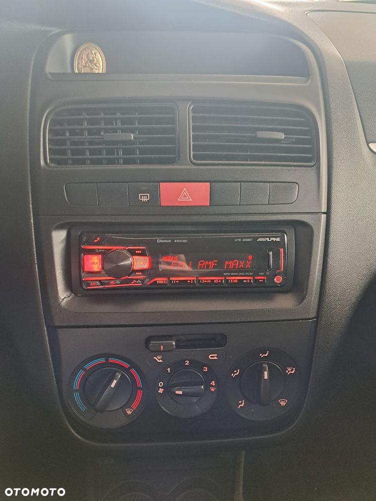 Fiat Linea 1.4 Active - 11