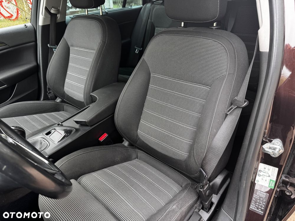 Opel Insignia 2.0 CDTI Cosmo S&S - 11