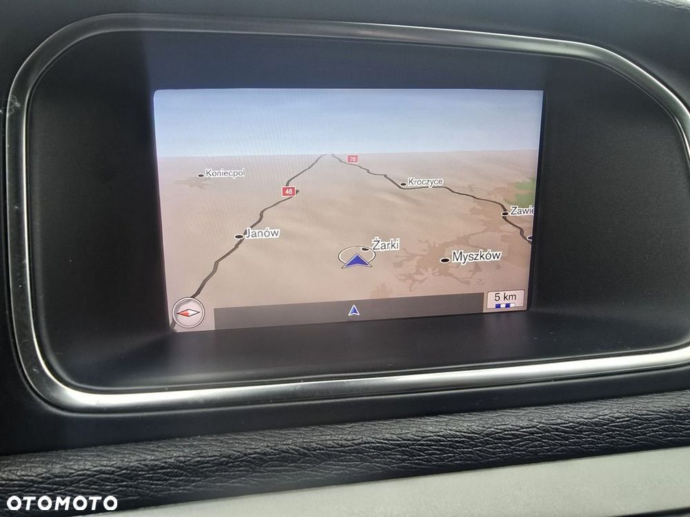 Volvo V40 Cross Country - 20