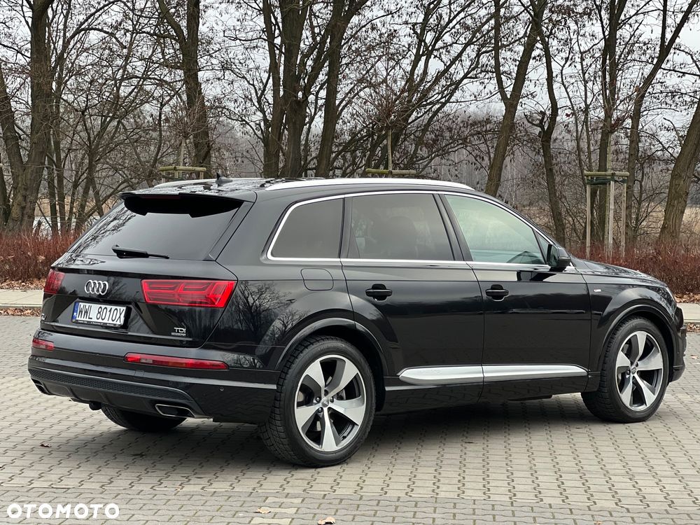 Audi Q7 - 7