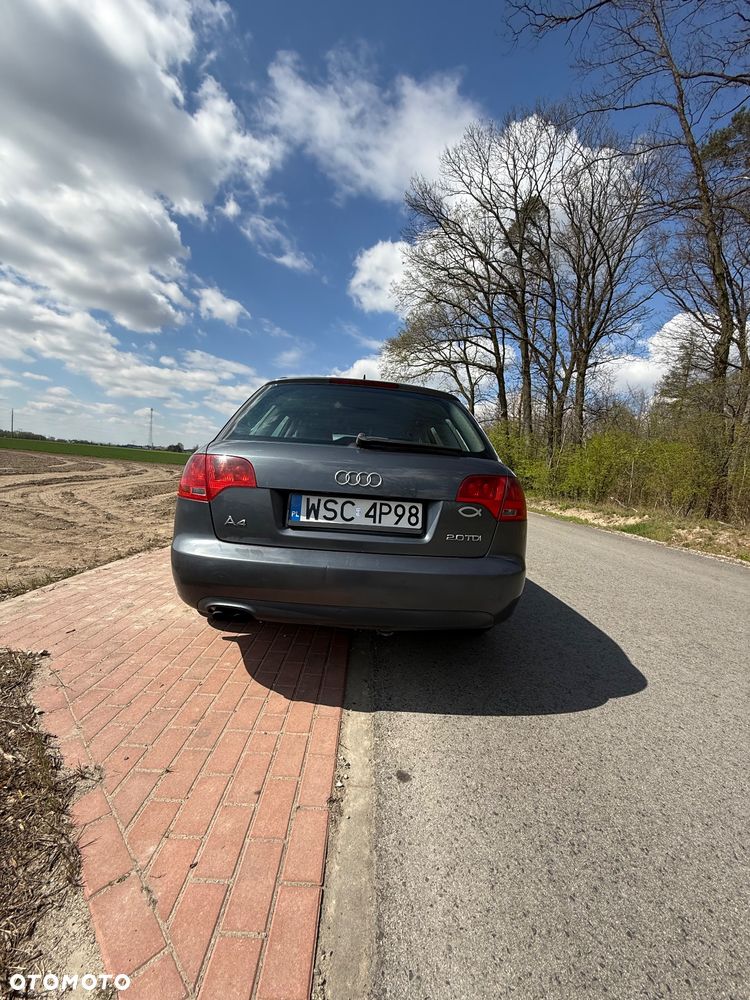 Audi A4 Avant 2.0 TDI Multitronic - 14