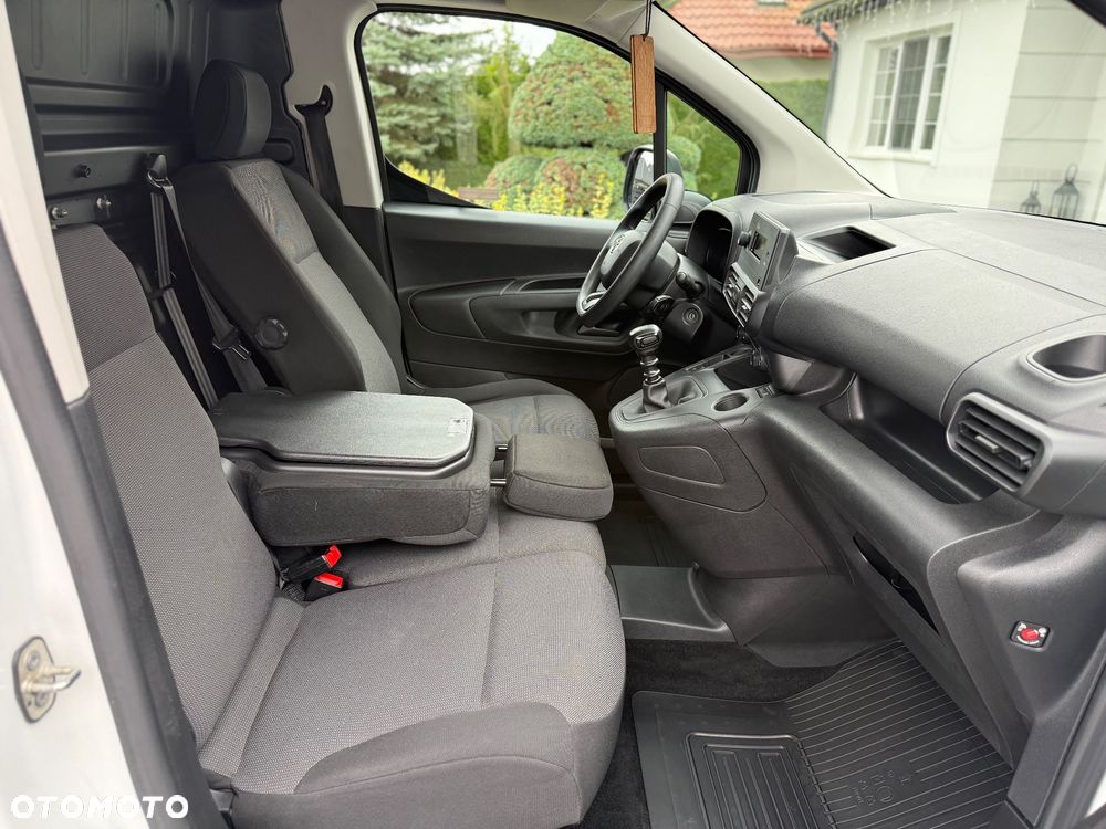 Toyota ProAce City - 29