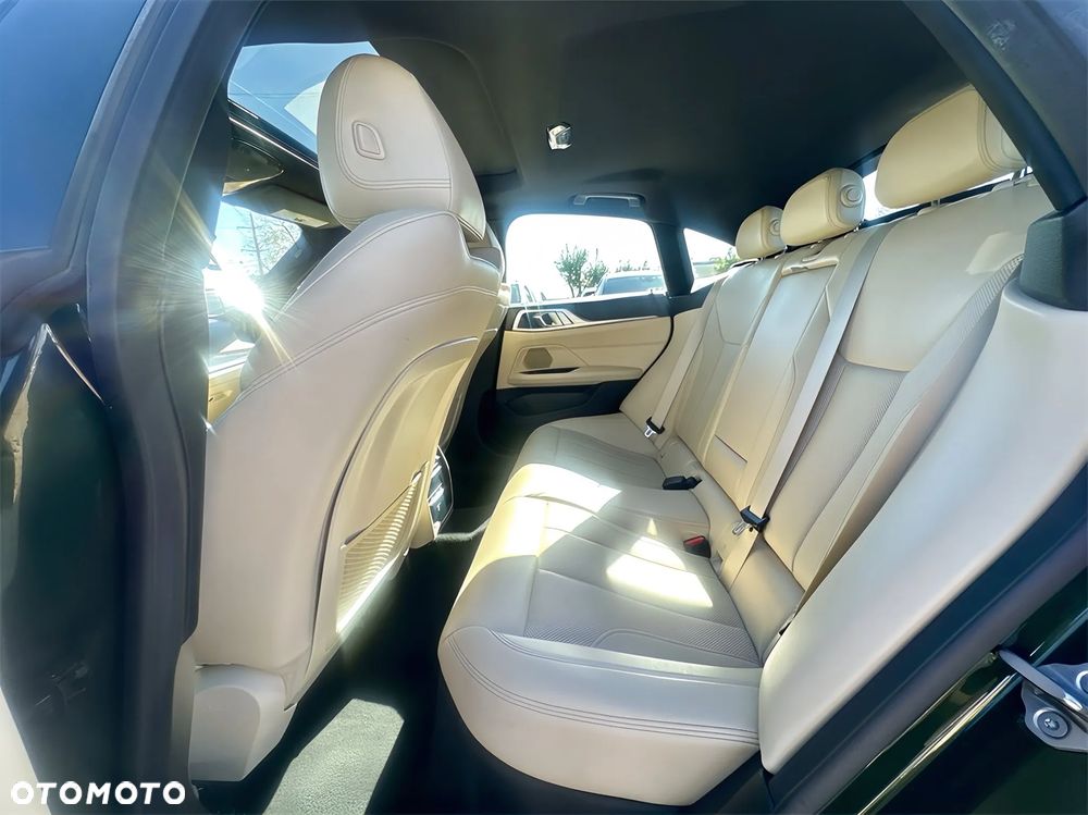 BMW Seria 4 430i Gran Coupe M Sport - 12