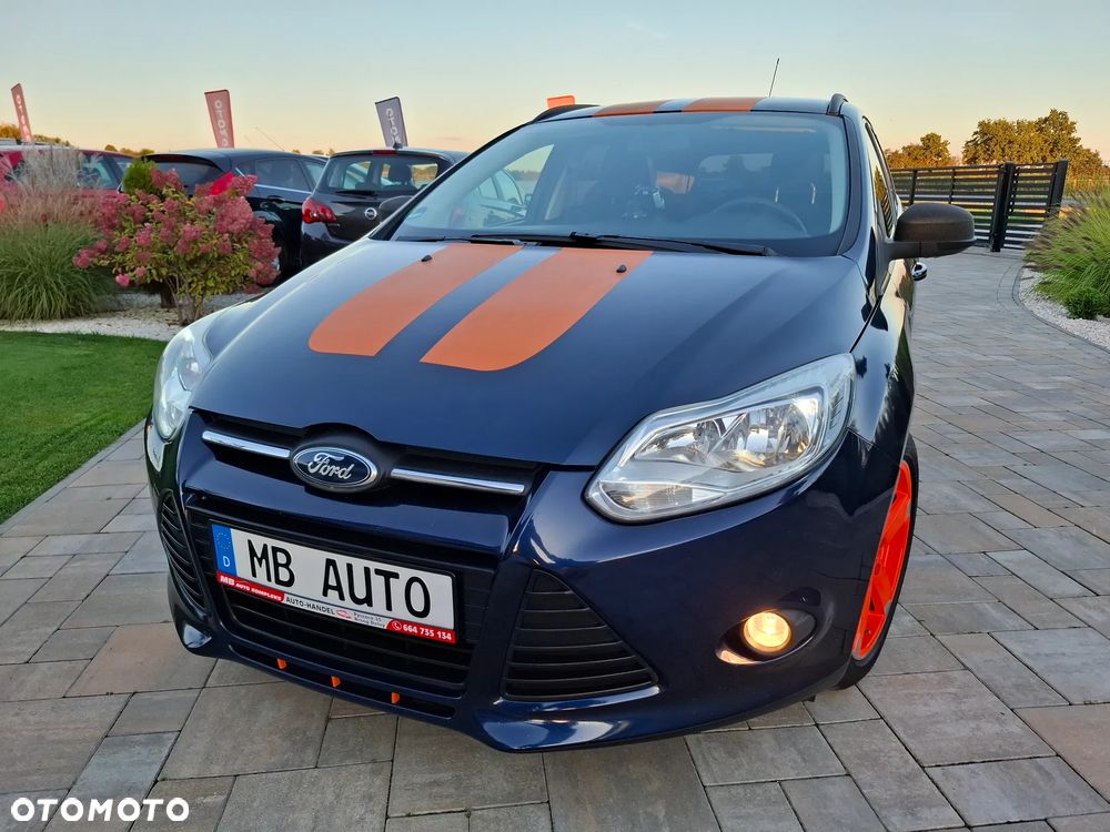 Ford Focus 1.6 TDCi DPF Champions Edition - 6