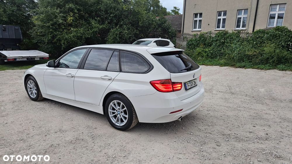 BMW Seria 3 - 21