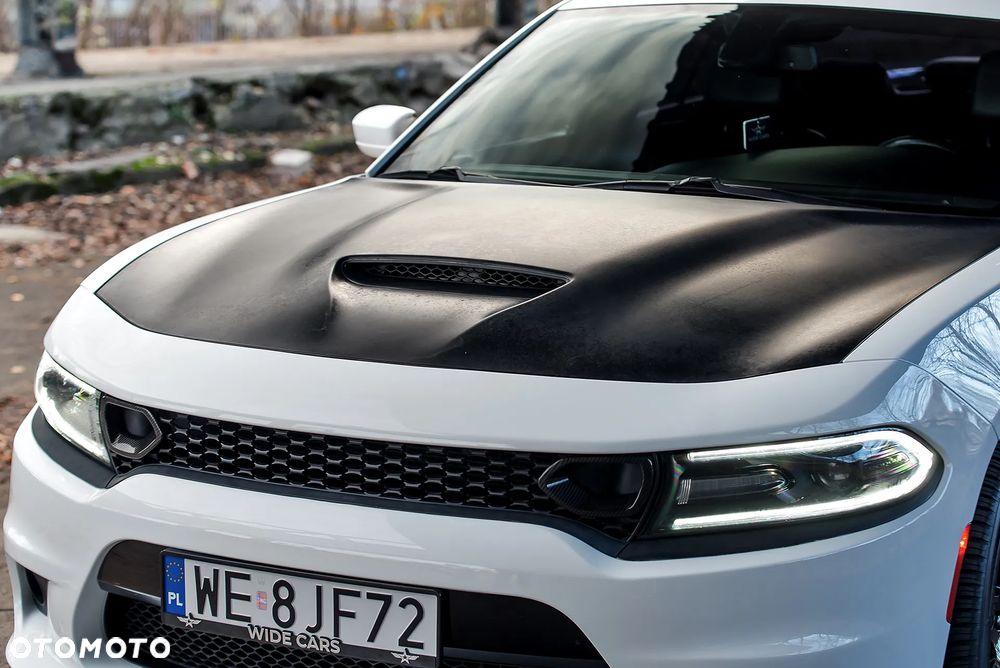 Dodge Charger 5.7 R/T - 18