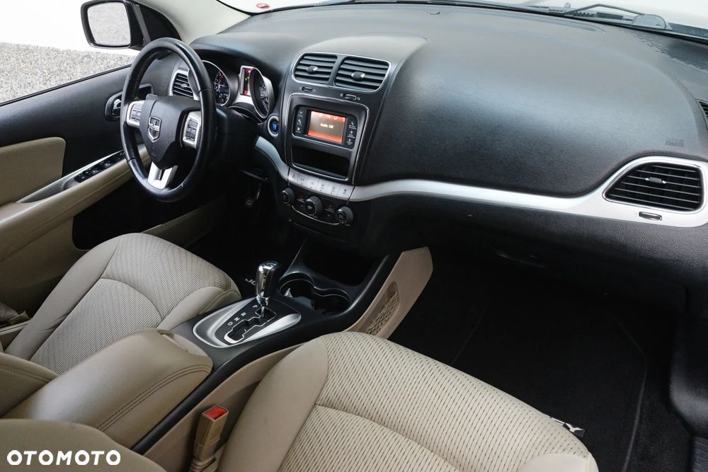 Dodge Journey 2.7 V6 R/T - 36