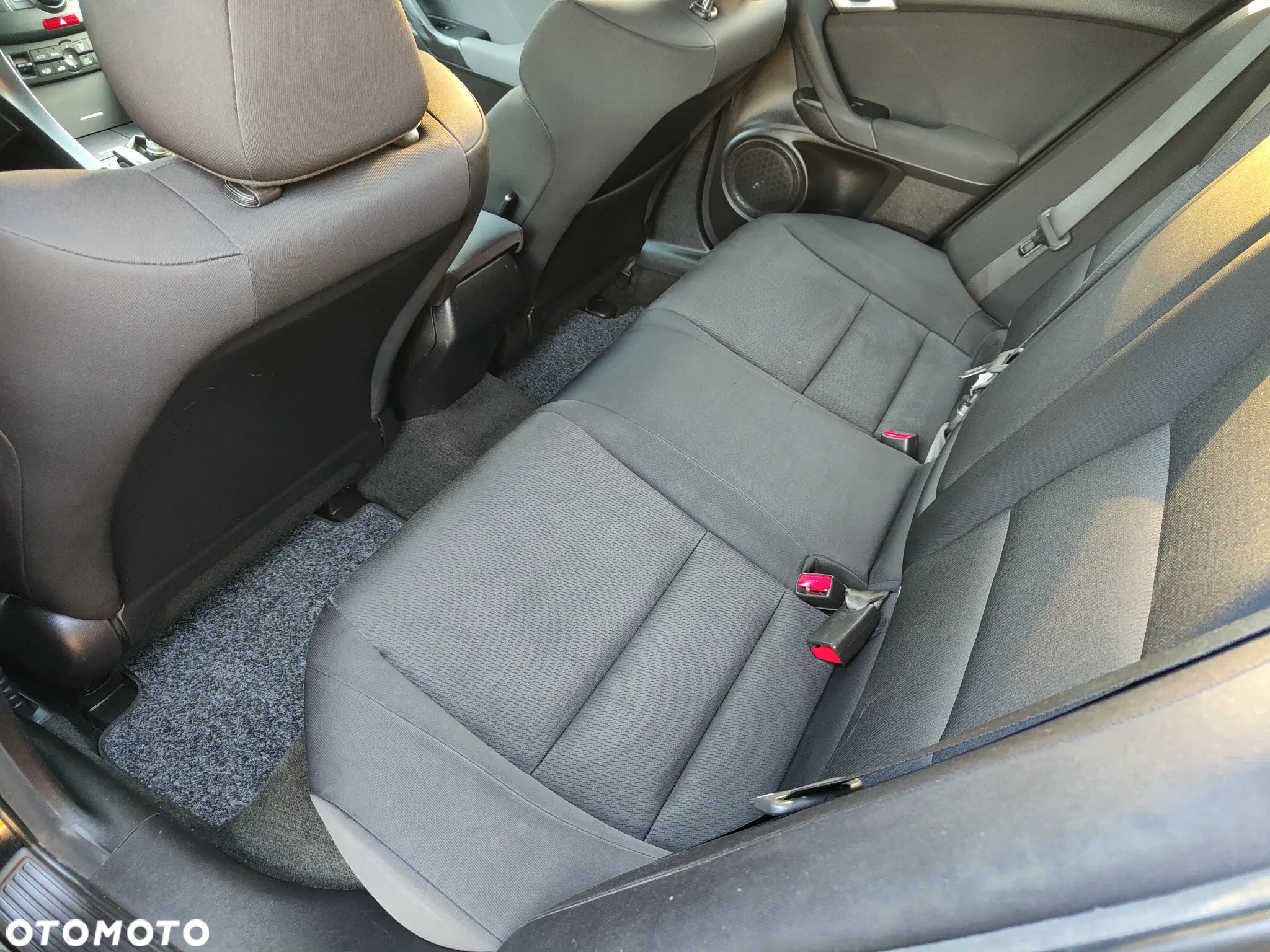 Honda Accord 2.0 Elegance - 21